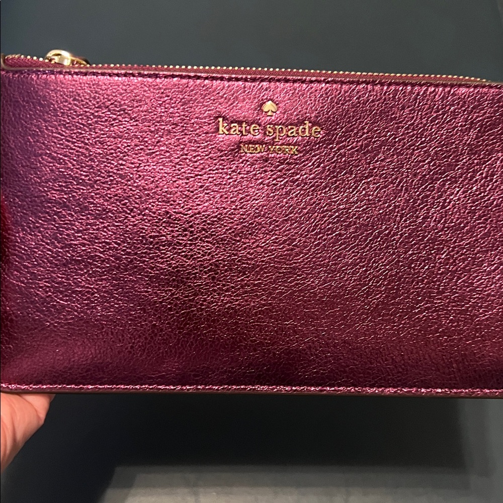 NWT, KATE SPADE LUCY MED. L ZIP METALLIC LEATHER WRISTLET, DARK RASPBERRY - Picture 3 of 7